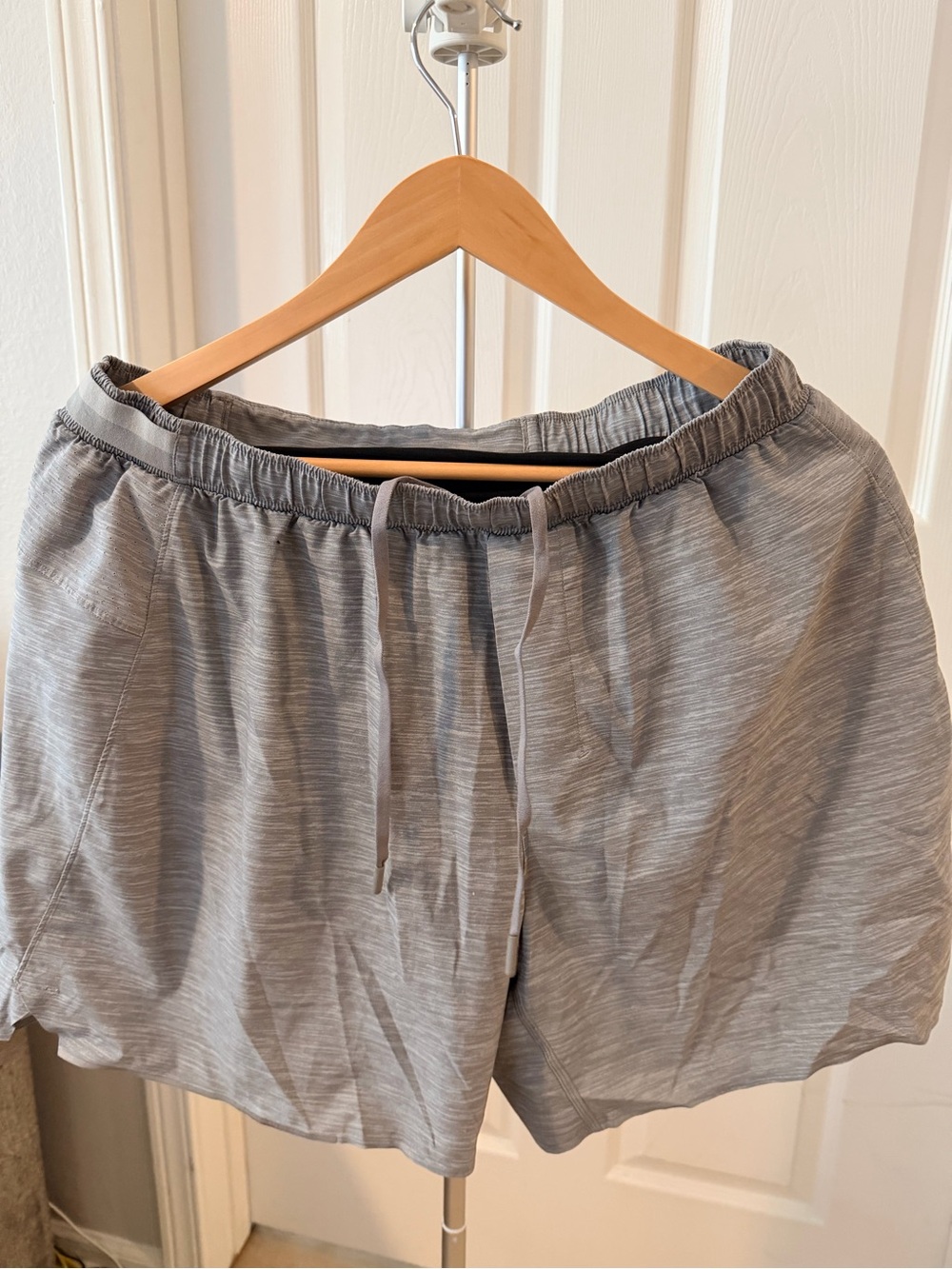 Men’s Lululemon Gray Athletic Shorts